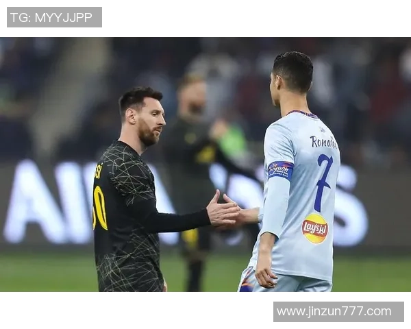 《足球场上的明星之歌：梅西C罗贝尔内马尔和他们的传奇征程》