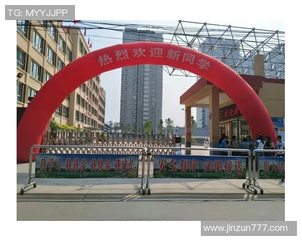 中国足球新希望崛起：聚焦当前头号球星的崭新征程与未来挑战