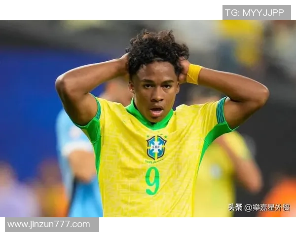 十大足球巨星签名照片汇聚 热爱足球的你不容错过