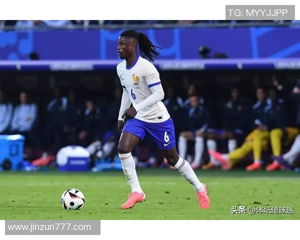 新生球星崛起：当代足球的未来之星与潜力无限的青年才俊