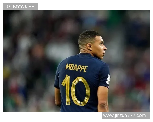 现役足球第二号球星是谁他的表现与成就对比分析