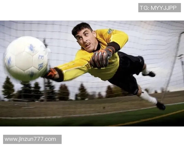 足球狗球星带球过人射门逆袭成为绿茵场上最萌传奇